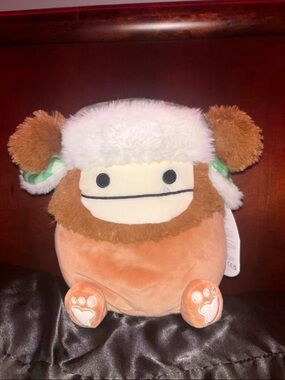 Squishmallows Benny Plush - Brown, Cream, Green
